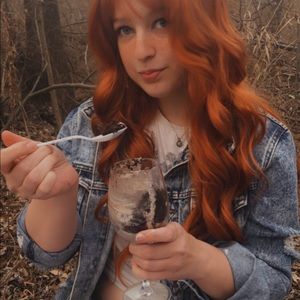 Meet your Posher, Victoria